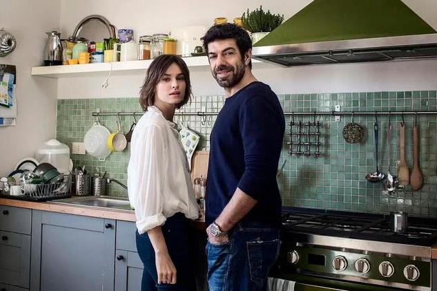 起诉离婚案件可以采用电子方式送达吗?北京知名离婚诉讼律师