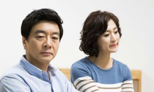 50岁婚姻出现问题怎么办?北京离婚官司律师价格